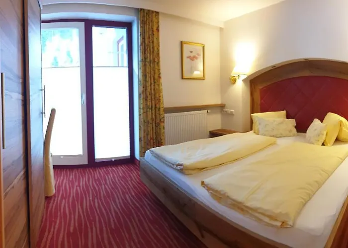 Ξενοδοχείο Alpenrose Hotel-garni 2*