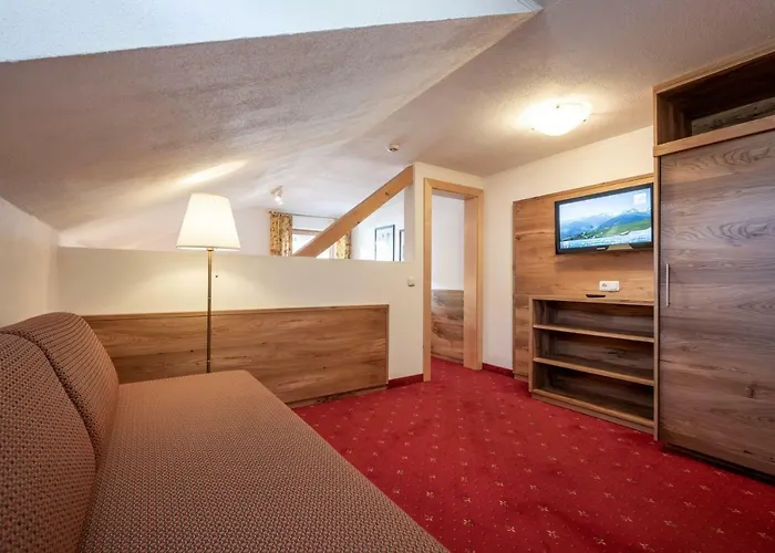 Alpenrose Hotel-garni