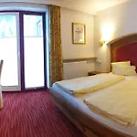 Hotel Alpenrose Hotel-garni 2*