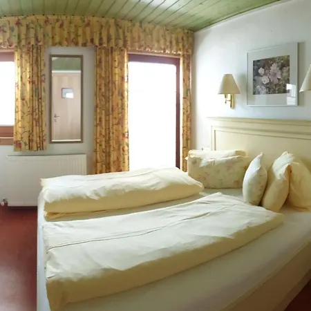 Alpenrose Hotel-garni Отель