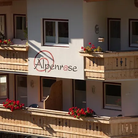 Отель Alpenrose Hotel-garni