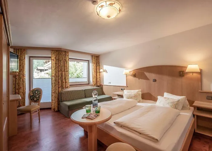 Отель Alpenrose Hotel-garni